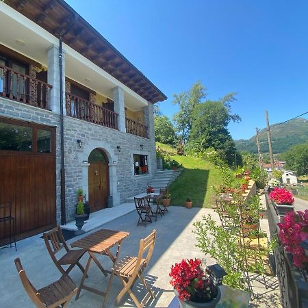 Alojamiento Rural Cosorios Cangas de Onis Exterior photo