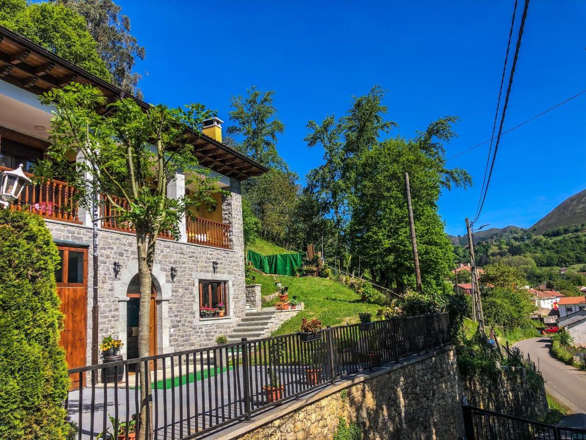 Alojamiento Rural Cosorios Hotel Cangas de Onis Exterior photo